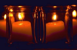 candlesinsideglasscontainers
